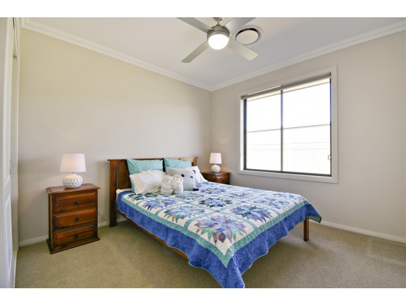 3 RIPARIAN COURT, Dubbo NSW 2830