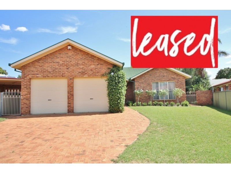 17 Ingrid Place, Dubbo NSW 2830