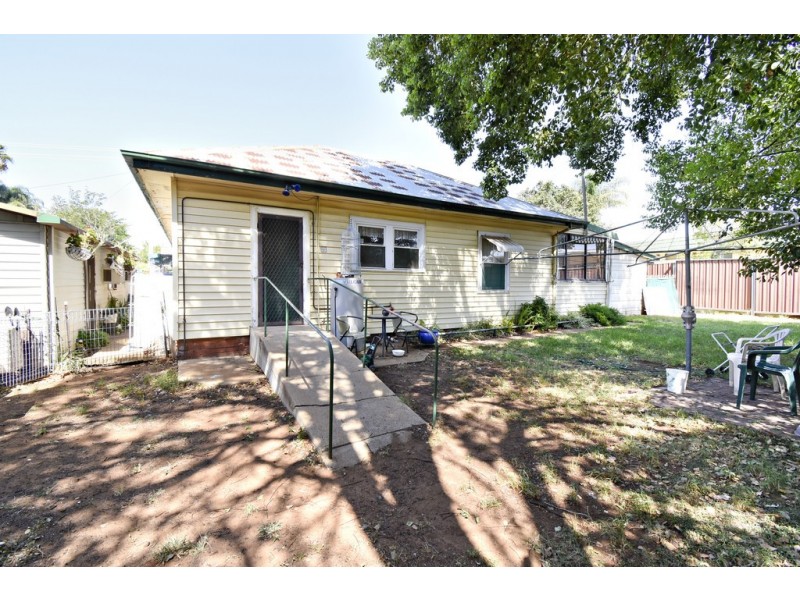 5 Taylor Street, Dubbo NSW 2830
