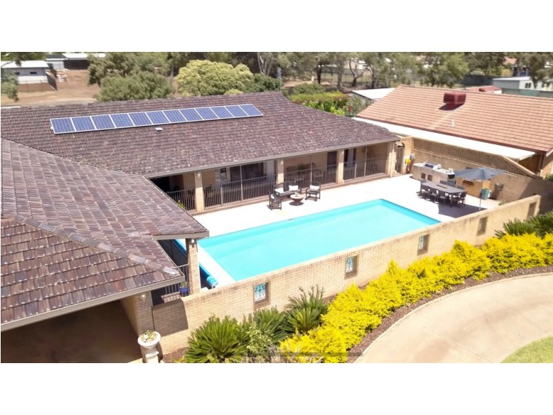 22 MACKAY DRIVE, Dubbo NSW 2830