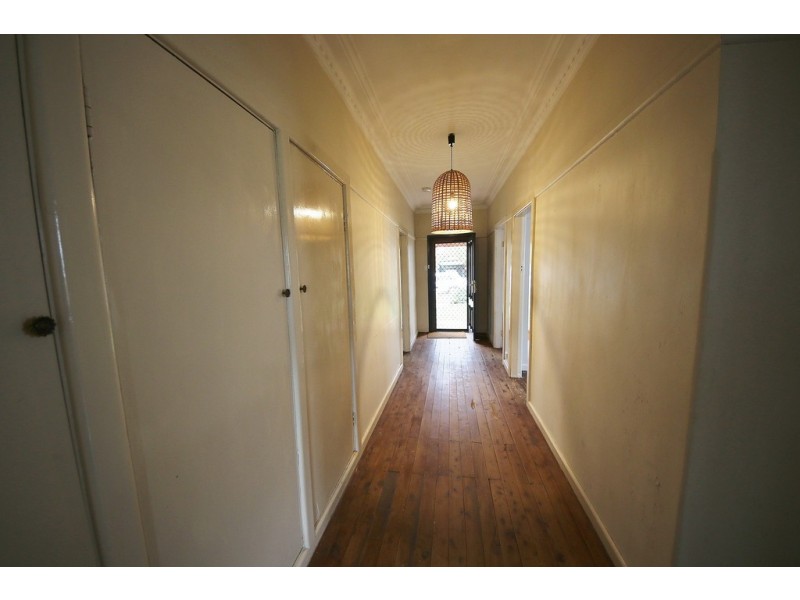 11 Naman Street, Dubbo NSW 2830