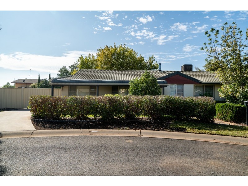 11 EUMUNG STREET, Dubbo NSW 2830