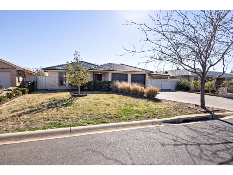 9 Nepean Place, Dubbo NSW 2830