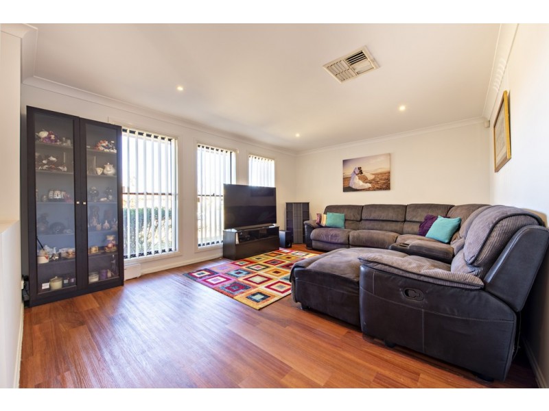 9 Nepean Place, Dubbo NSW 2830