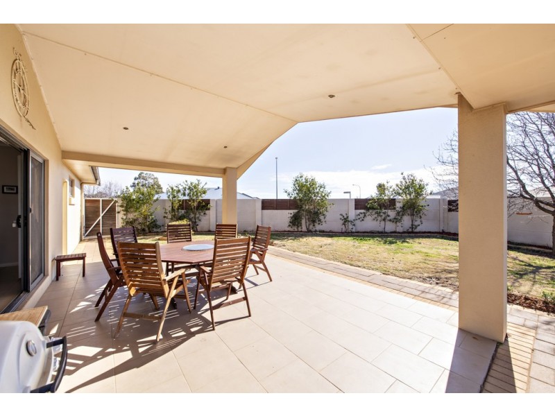 2-4 Manning Place, Dubbo NSW 2830