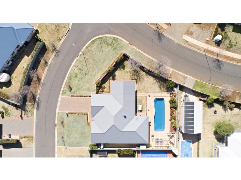 2-4 Manning Place, Dubbo NSW 2830