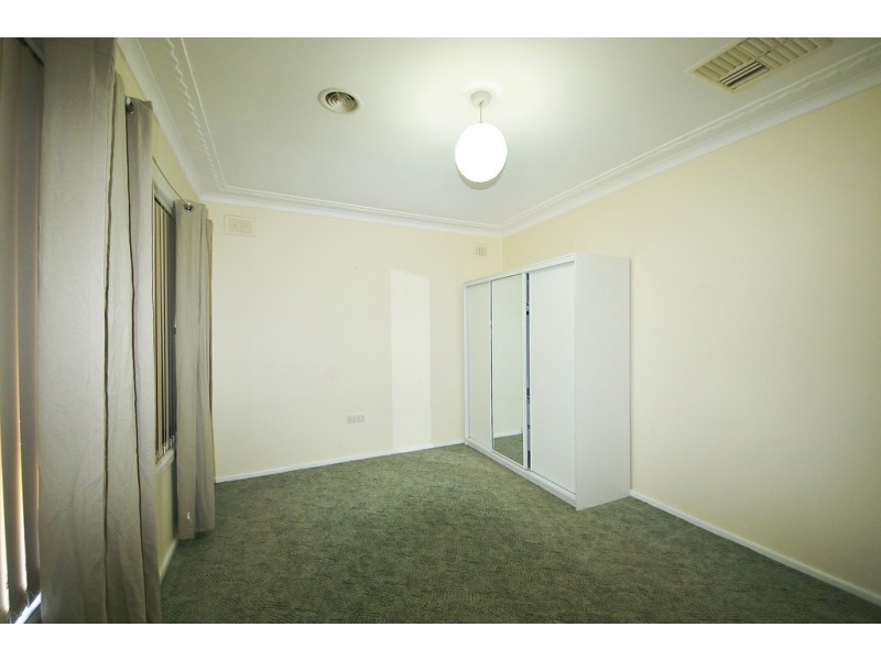 27 Roycox Crescent, Dubbo NSW 2830