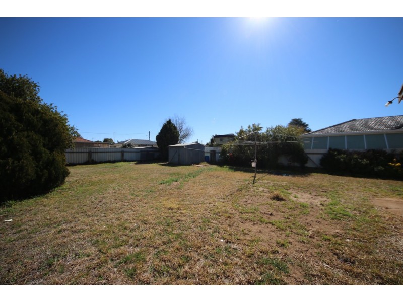27 Roycox Crescent, Dubbo NSW 2830