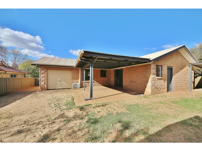 7 Kings Park Way, Dubbo NSW 2830