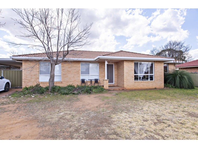 13 Wren Place, Dubbo NSW 2830