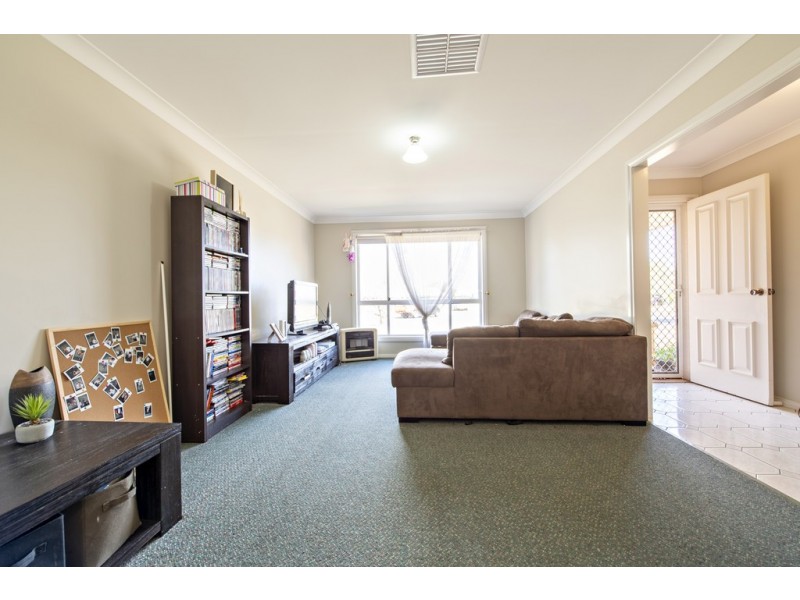 13 Wren Place, Dubbo NSW 2830