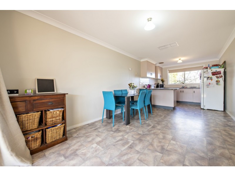 13 Wren Place, Dubbo NSW 2830