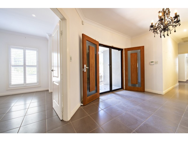 20 PEBBLE BEACH DRIVE, Dubbo NSW 2830