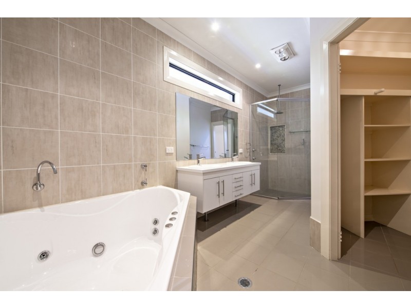 20 PEBBLE BEACH DRIVE, Dubbo NSW 2830