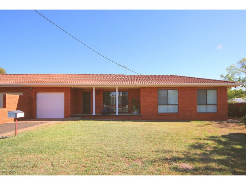 1 Hammond Street, Dubbo NSW 2830