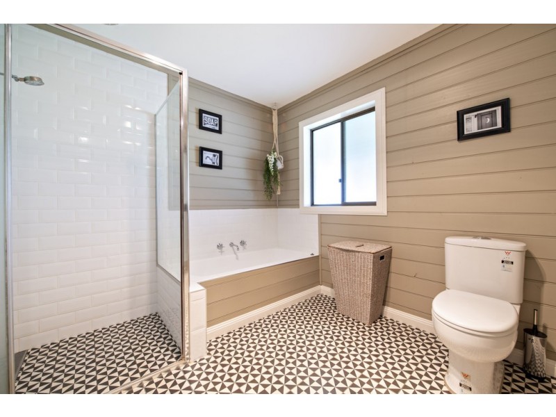 5R Bulwarra Drive, Dubbo NSW 2830