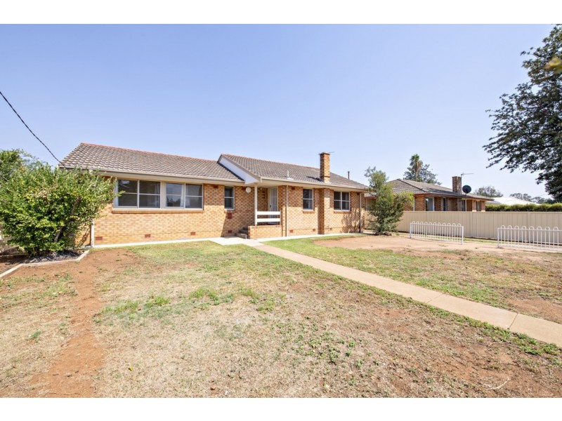 19 Gilbert Street, Dubbo NSW 2830