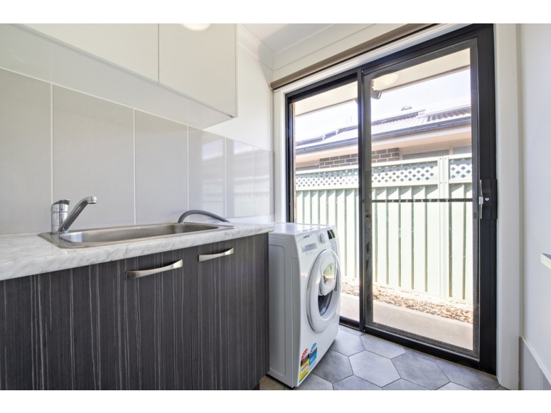 6 Waterfall Crescent, Dubbo NSW 2830