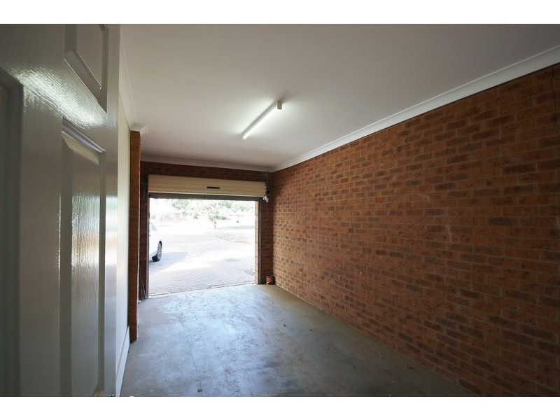 6B Ellis Park Close, Dubbo NSW 2830