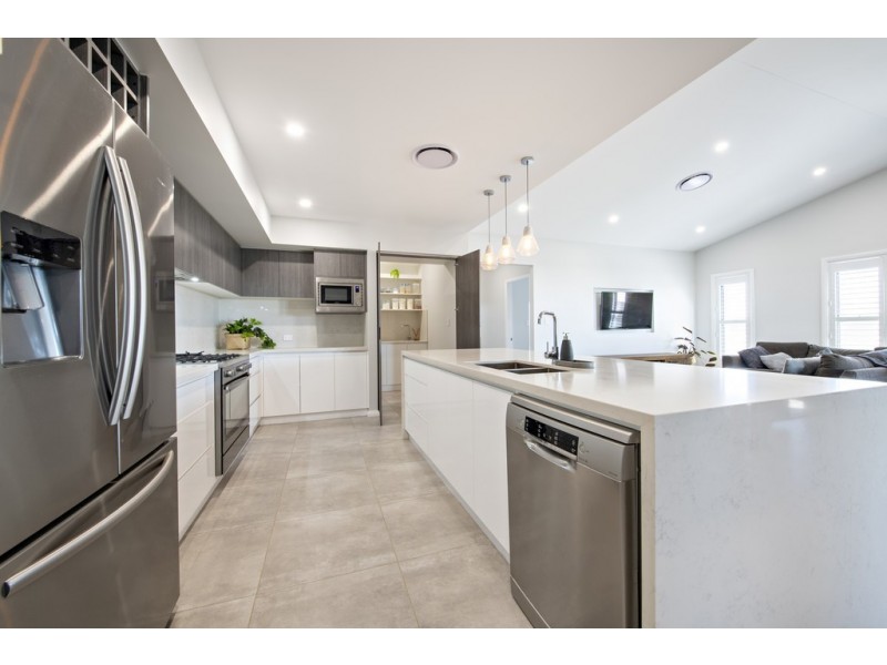 8 Mangrove Crescent, Dubbo NSW 2830