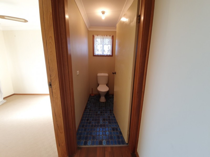 14 Wyuna Ave, Dubbo NSW 2830