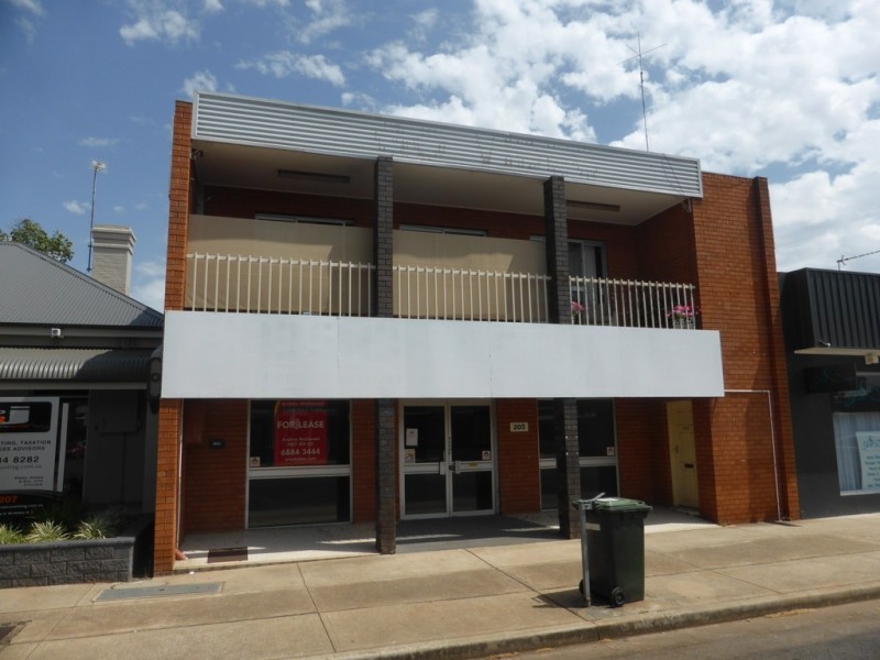 205 Darling Street, Dubbo NSW 2830