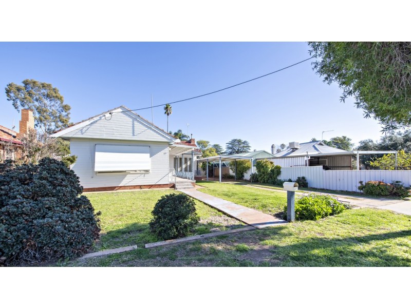 63 Taylor Street, Dubbo NSW 2830