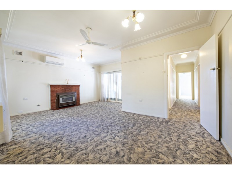 63 Taylor Street, Dubbo NSW 2830