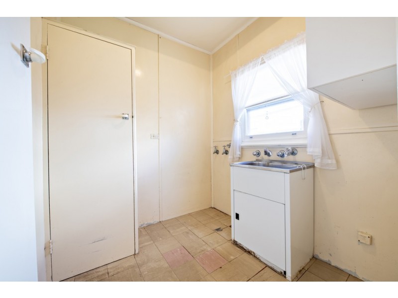 63 Taylor Street, Dubbo NSW 2830