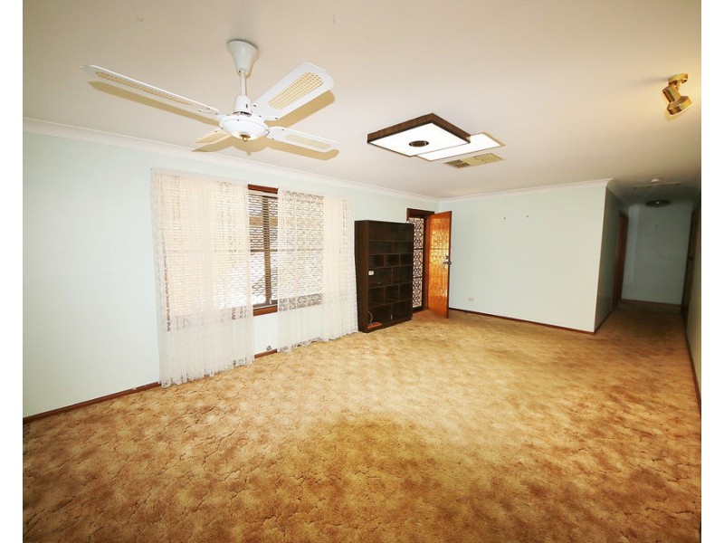 30 Lawson Street, Dubbo NSW 2830