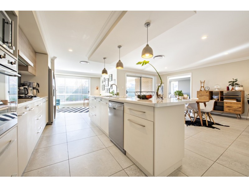 2 Amadeus Avenue, Dubbo NSW 2830