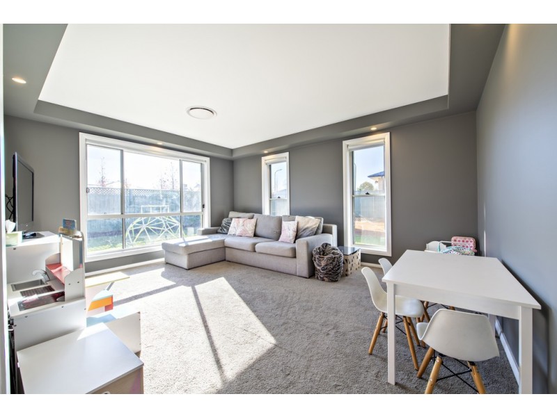 2 Amadeus Avenue, Dubbo NSW 2830