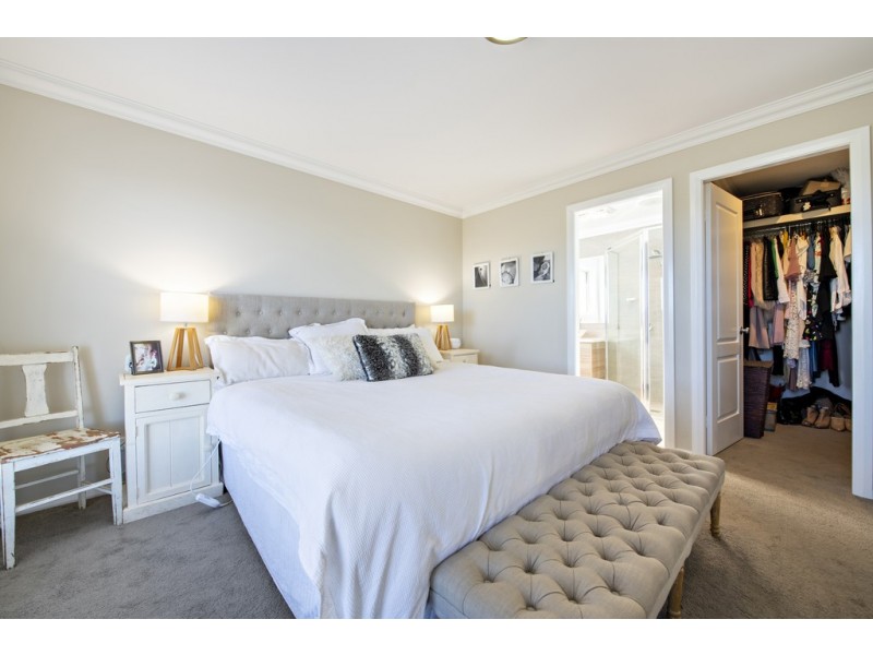 2 Amadeus Avenue, Dubbo NSW 2830