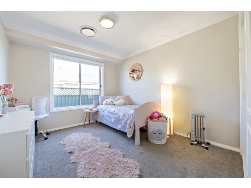 2 Amadeus Avenue, Dubbo NSW 2830