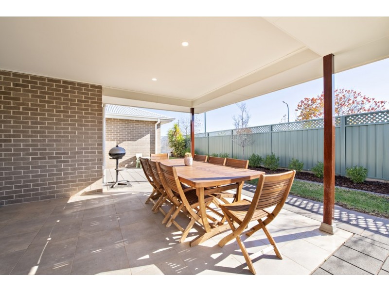 2 Amadeus Avenue, Dubbo NSW 2830