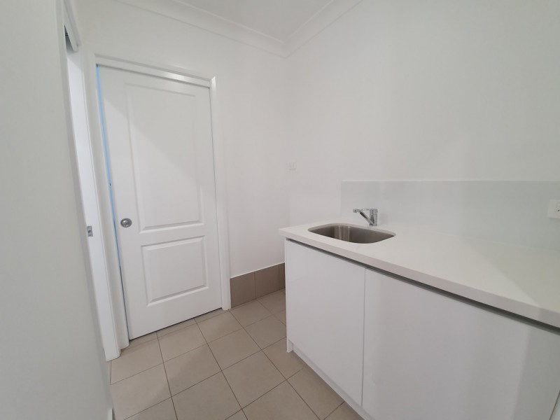 84 Fountain Circuit, Dubbo NSW 2830