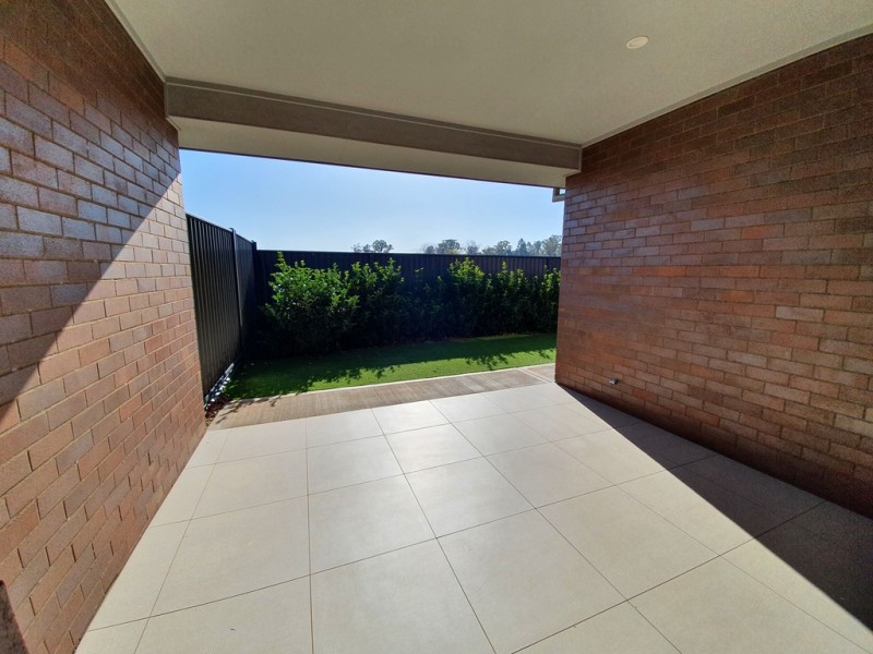 84 Fountain Circuit, Dubbo NSW 2830