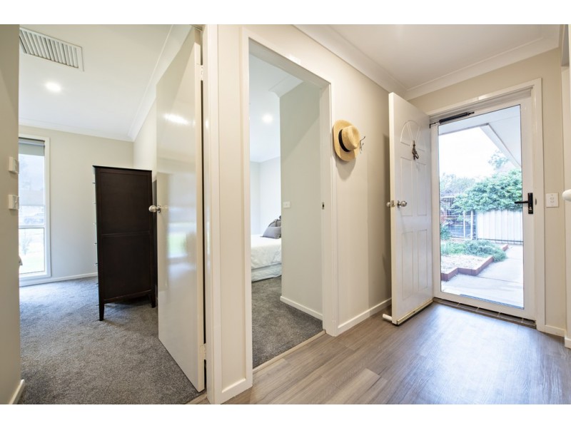 4 Flinders Close, Dubbo NSW 2830