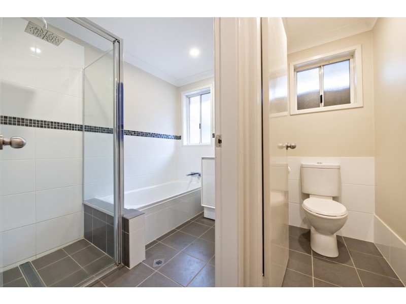 4 Flinders Close, Dubbo NSW 2830