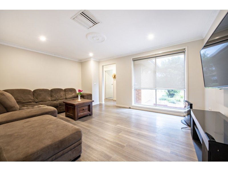 4 Flinders Close, Dubbo NSW 2830