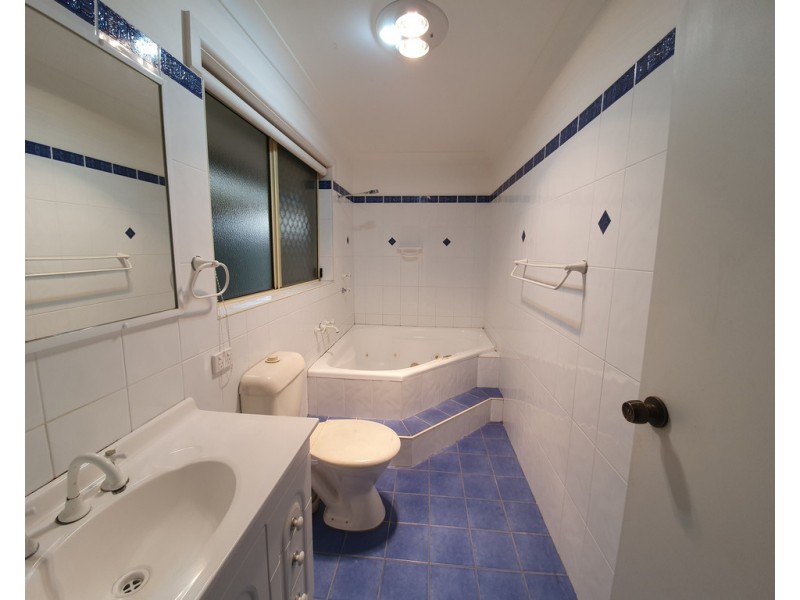 14 BEDDOES AVENUE, Dubbo NSW 2830