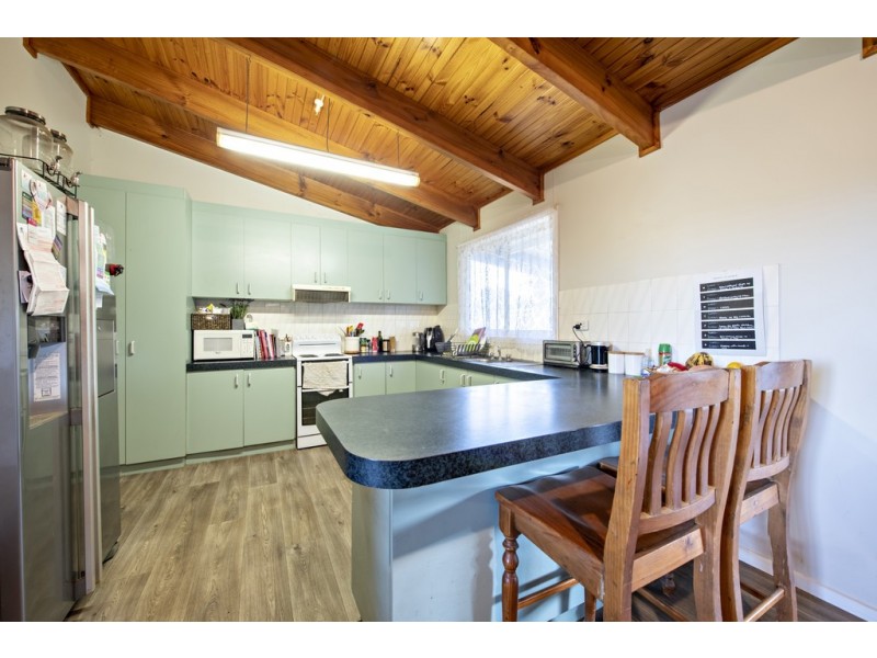 22 CHAMBERS STREET, Geurie NSW 2831