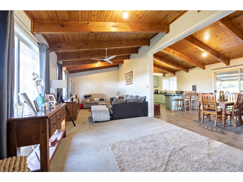 22 CHAMBERS STREET, Geurie NSW 2831