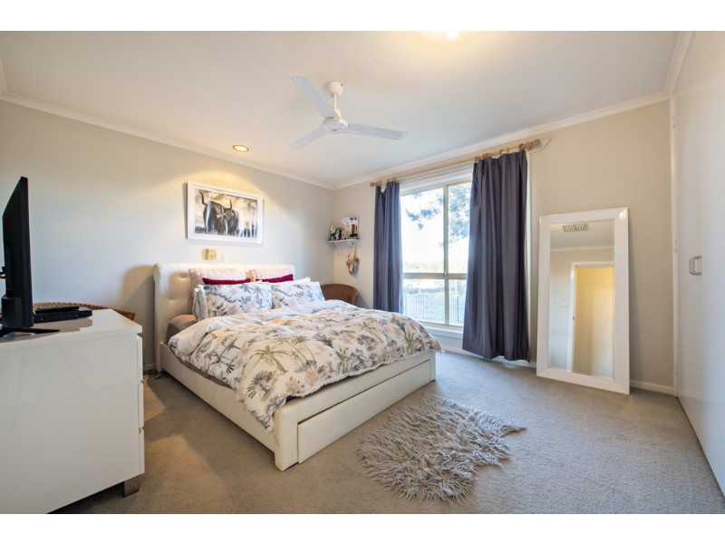 22 CHAMBERS STREET, Geurie NSW 2831