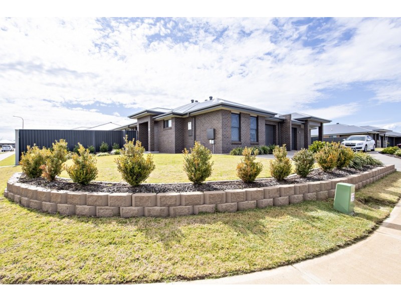 34 Bayou Ave, Dubbo NSW 2830