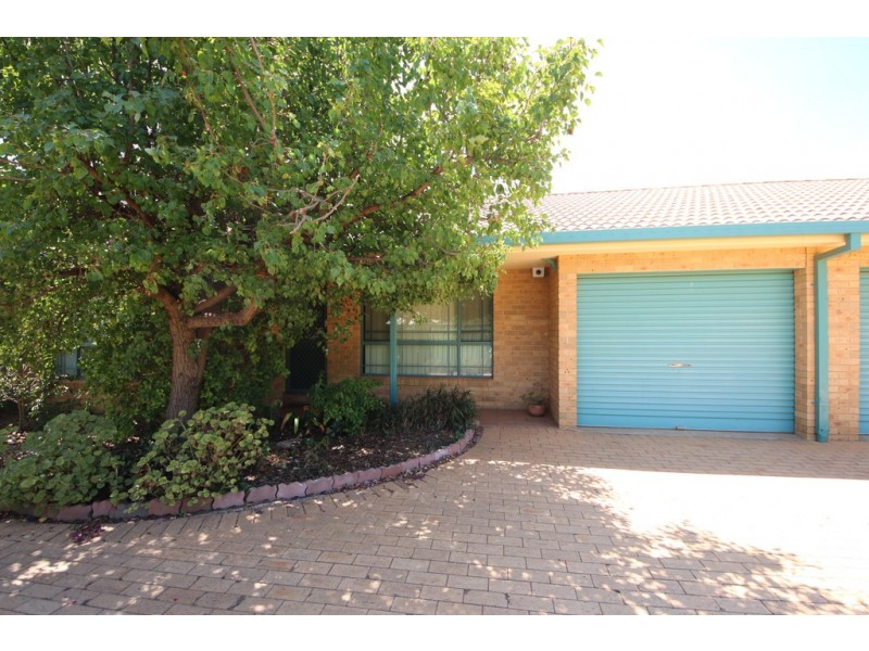 2/256 Brisbane Street, Dubbo NSW 2830