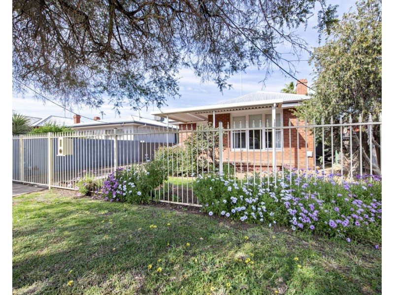 9 Arthur Street, Dubbo NSW 2830