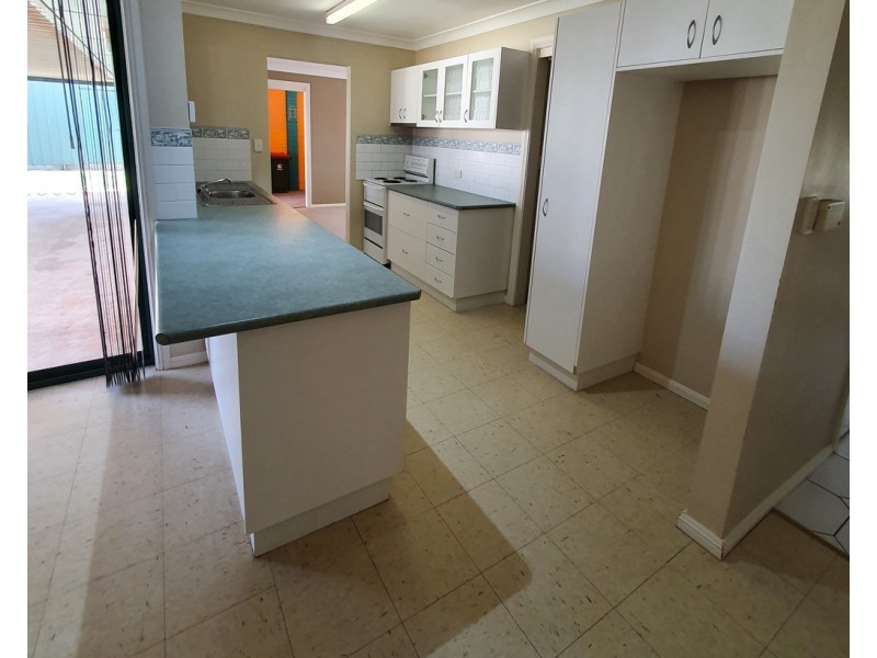 10 Wren Place, Dubbo NSW 2830