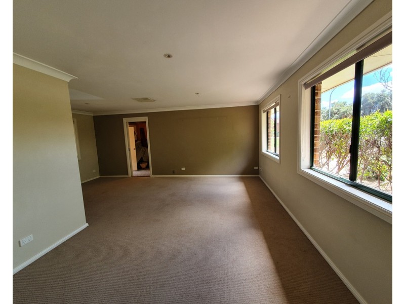 10 Wren Place, Dubbo NSW 2830