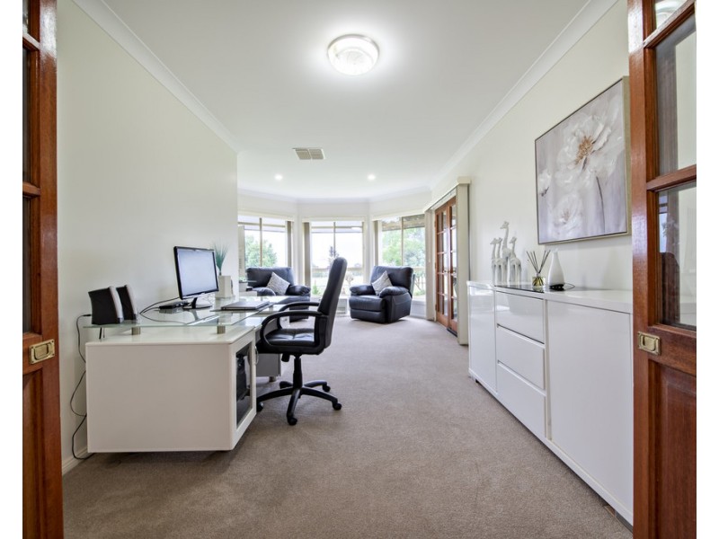 29R BENCUBBIN DRIVE, Dubbo NSW 2830